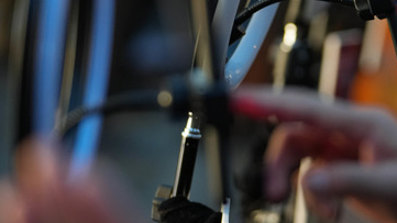 &ldquo;持證上崗&rdquo;新規(guī)落地，規(guī)范專業(yè)類網(wǎng)絡(luò)直播