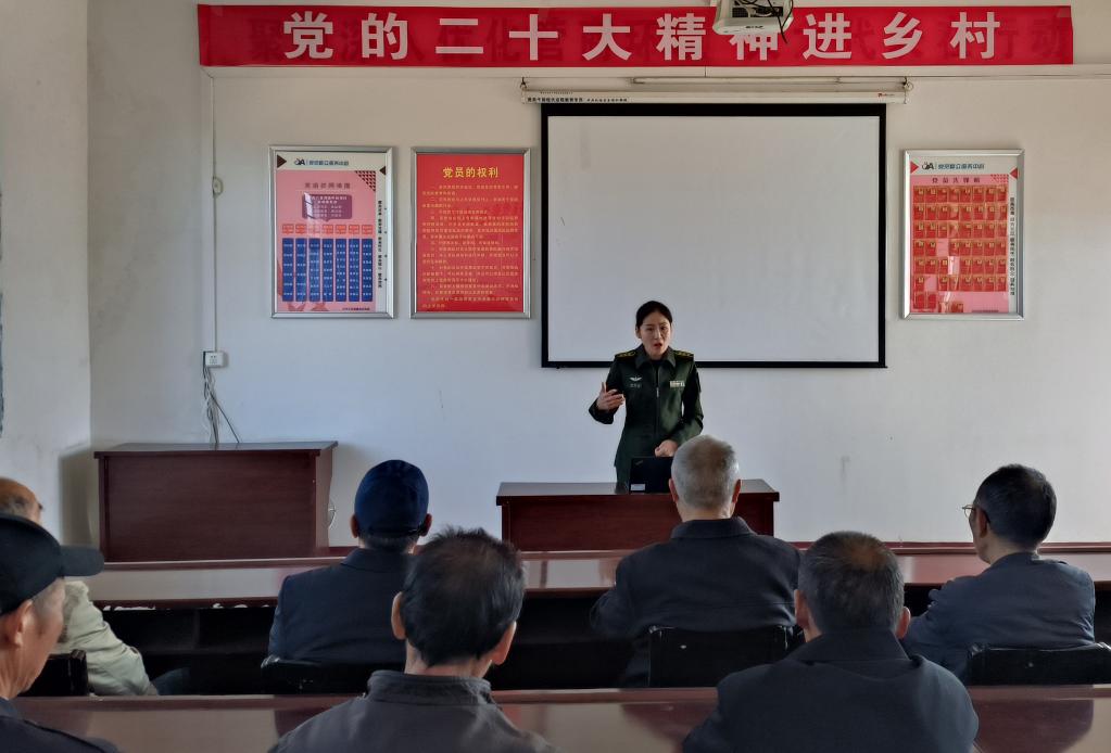 新時代聚力鑄魂育人的&ldquo;播火者&rdquo;&mdash;&mdash;記陸軍工程大學(xué)&ldquo;星火&rdquo;理論宣講服務(wù)政治教員群體