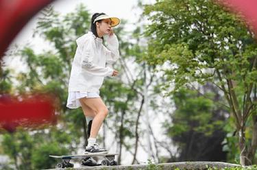 &ldquo;閃光女孩&rdquo;胡月：熱愛運(yùn)動是一件很酷的事