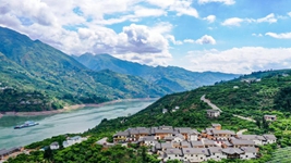 堅定不移走高質(zhì)量發(fā)展之路&mdash;&mdash;新時代中國經(jīng)濟(jì)建設(shè)述評