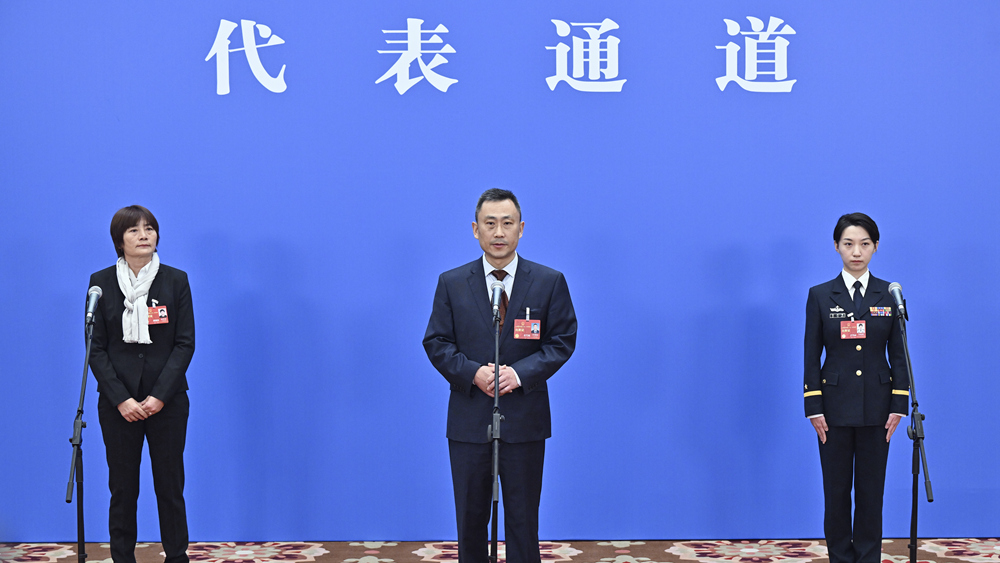 十四屆全國(guó)人大一次會(huì)議首場(chǎng)&ldquo;代表通道&rdquo;